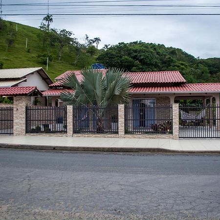 Pe Do Morro Pousada Penha  Bagian luar foto